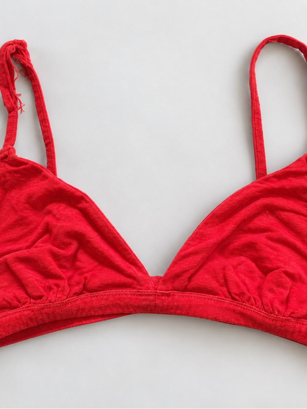 SKIMS Red Triangle Bralette - Lightweight Everyday Support